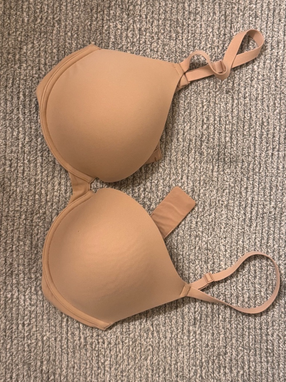 SKIMS Tan Seamless Molded T-Shirt Bra